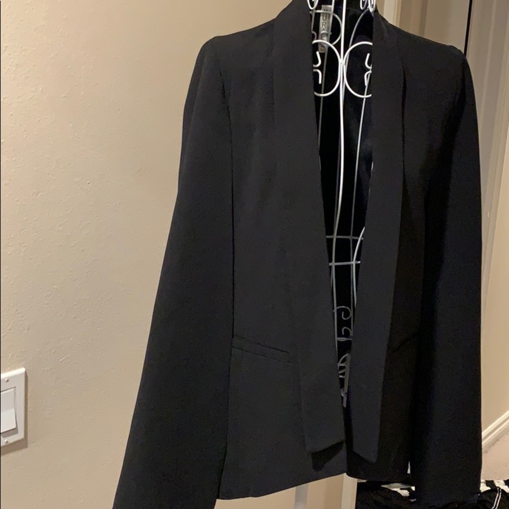 Tuxedo cap